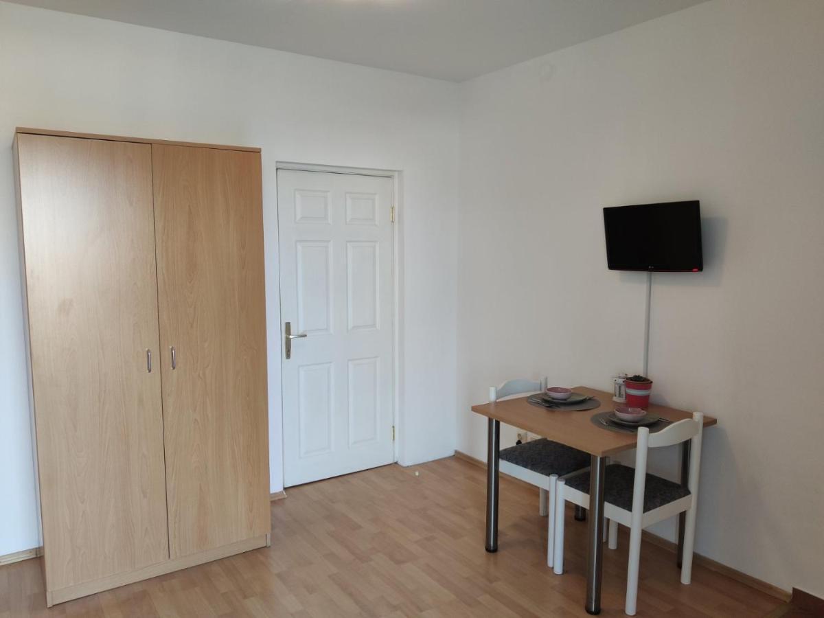 App Sime Klarin, Br.3 Apartment เยเซรา ภายนอก รูปภาพ